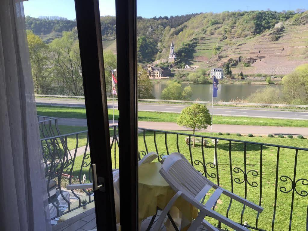 Hotel-Restaurant Peifer Brodenbach Εξωτερικό φωτογραφία